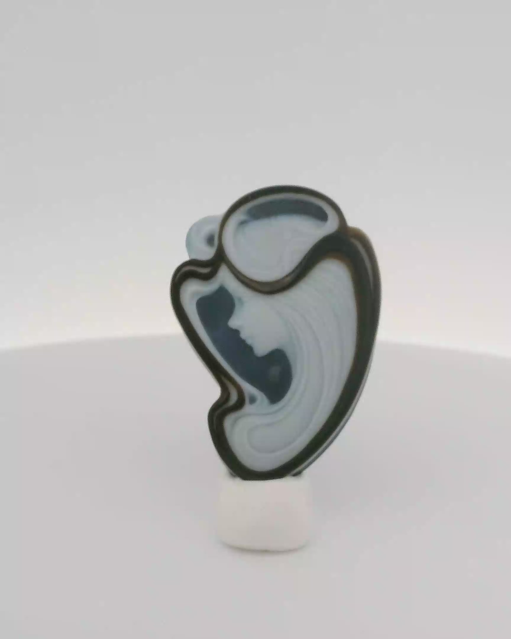 Agate Cameo Thoughtful Woman